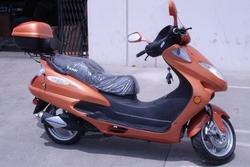Tank Touring Deluxe Moped 150cc